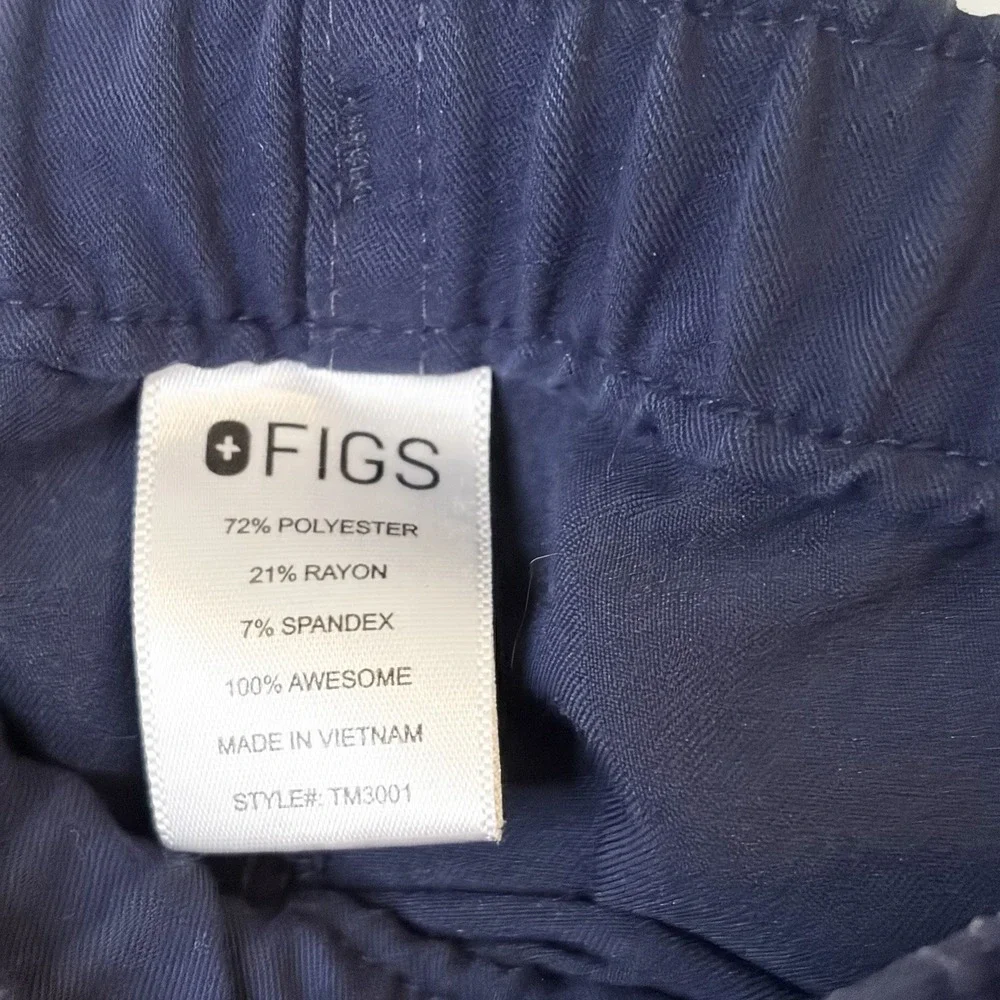 Figs drawstring messed